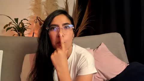 Snapshot of serenity_day chatting on 03-23-26, 03:43 Serenity online show from 03-23-26, 03:43