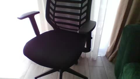 Snapshot of serepra chatting on 05-29-26, 06:44 serepra online show from 05-29-26, 06:44