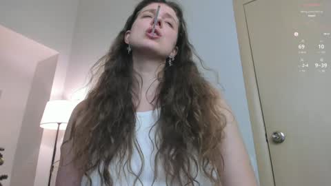 Hey Guys and Girls non-binary personalities  Im Sereta online show from 12-28-24, 01:49