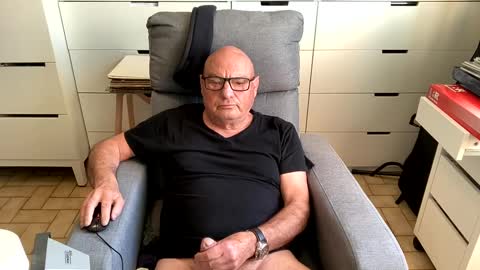 serge8413 online show from 01-03-25, 09:04