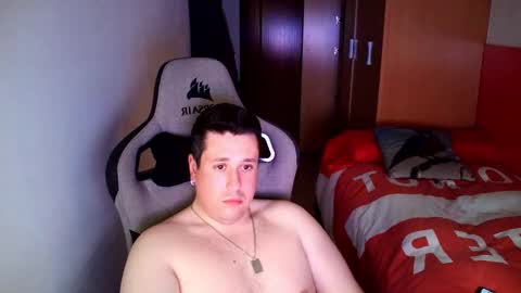 Snapshot of sergio95n chatting on 02-27-26, 05:13 Pollos online show from 02-27-26, 05:13