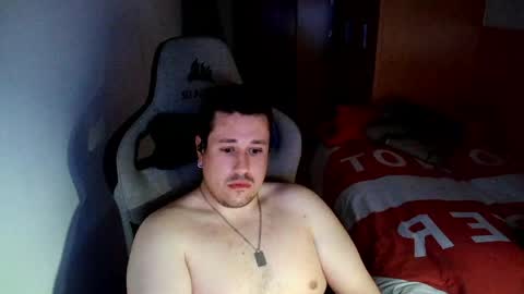 Snapshot of sergio95n chatting on 04-11-26, 05:23 Pollos online show from 04-11-26, 05:23