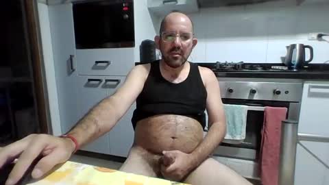 Snapshot of sergioruzafa80 chatting on 01-28-25, 04:50 Sergio Russafa online show from 01-28-25, 04:50