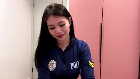 Snapshot of serinafaw chatting on 06-11-26, 05:00 Mira online show from 06-11-26, 05:00