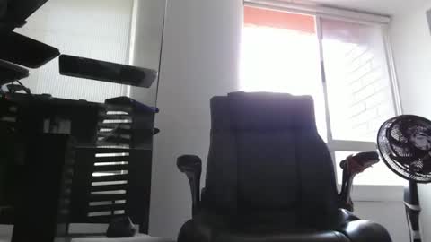 hetero serio discreto online show from 10-04-25, 07:01