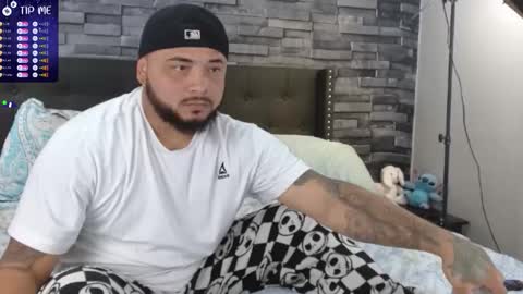 sermedina882454 online show from 11-10-25, 03:27