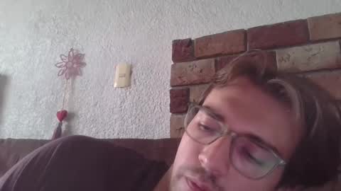 mier online show from 09-23-25, 04:32