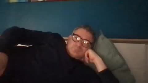 Snapshot of sesamechris92 chatting on 03-09-25, 01:04 sesamechris92 online show from 03-09-25, 01:04