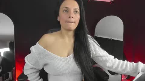 LUCERO online show from 10-28-25, 03:10