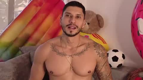 Snapshot of seth_vega_ chatting on 07-05-26, 03:52 HEY IM SETH online show from 07-05-26, 03:52