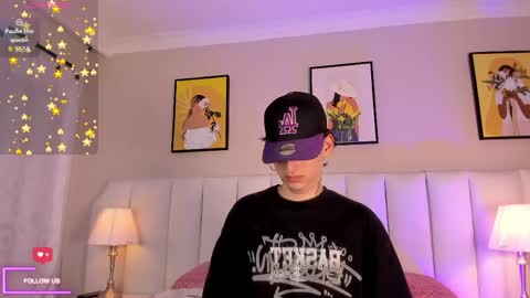 Snapshot of sett_and_gwen chatting on 04-07-26, 05:08 sett_and_gwen online show from 04-07-26, 05:08