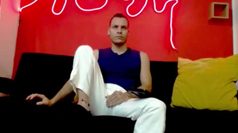 Snapshot of sett_blanco7 chatting on 09-24-25, 07:50 Sett Blanco online show from 09-24-25, 07:50