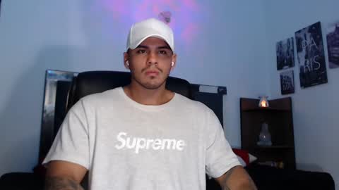 Snapshot of setth_king chatting on 01-15-25, 10:06 Setth King online show from 01-15-25, 10:06