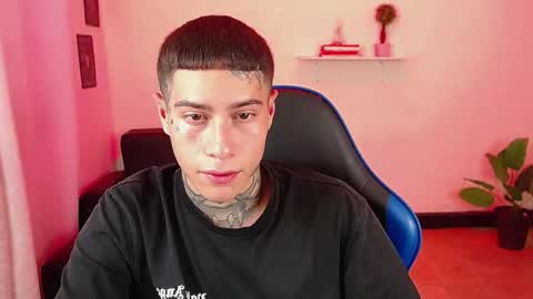 Snapshot of setthomas chatting on 01-16-26, 10:03 Thomas online show from 01-16-26, 10:03