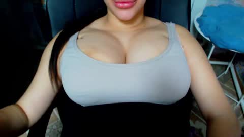 seu_cute online show from 02-25-25, 05:04