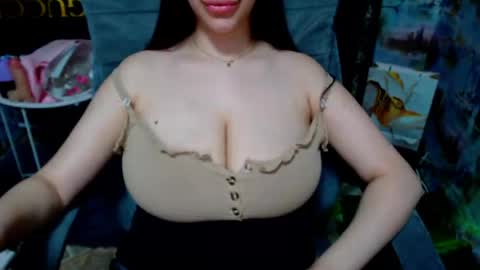 seu_cute online show from 05-19-26, 07:42