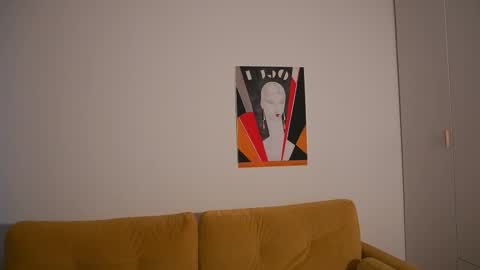 Snapshot of seulbi chatting on 03-09-25, 12:53 Sana online show from 03-09-25, 12:53