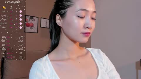 Snapshot of seulbi chatting on 10-21-25, 04:19 Sana online show from 10-21-25, 04:19