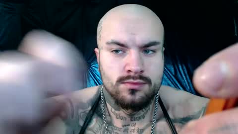 Snapshot of sevendragons1 chatting on 03-13-26, 01:29 SevenDragons online show from 03-13-26, 01:29