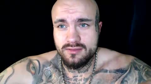 Snapshot of sevendragons1 chatting on 03-18-26, 01:53 SevenDragons online show from 03-18-26, 01:53