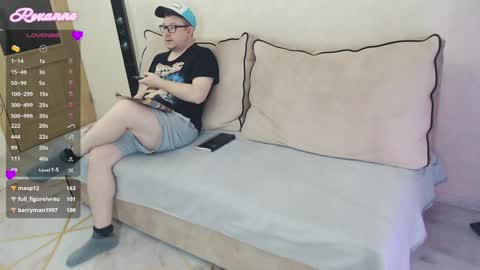 Snapshot of sex_space chatting on 12-15-24, 12:28 Roxy Kate Mary Alex Arnold online show from 12-15-24, 12:28