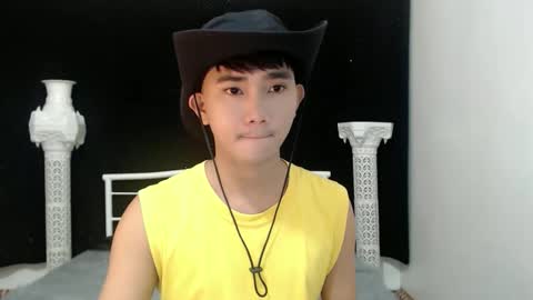 Snapshot of sexandroid1016 chatting on 11-10-25, 12:53 sexandroid1016 online show from 11-10-25, 12:53