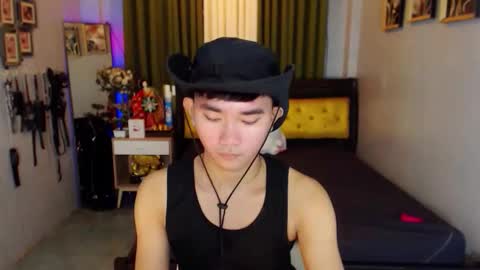 Snapshot of sexandroid1016 chatting on 11-26-25, 02:56 sexandroid1016 online show from 11-26-25, 02:56