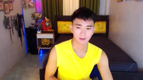 Snapshot of sexandroid1016 chatting on 12-02-25, 01:05 sexandroid1016 online show from 12-02-25, 01:05