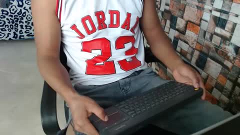 arnold online show from 11-06-25, 09:05