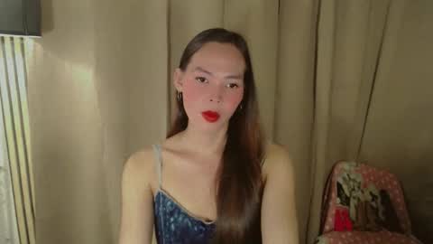 Snapshot of sexbombvenice chatting on 04-11-26, 05:45 Venice online show from 04-11-26, 05:45