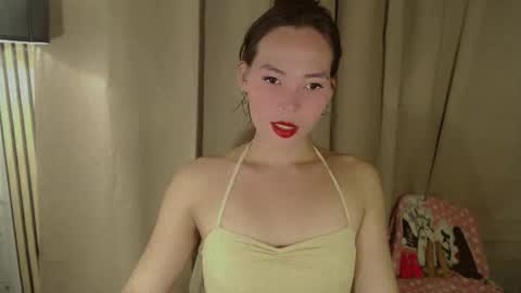 Snapshot of sexbombvenice chatting on 04-12-26, 03:55 Venice online show from 04-12-26, 03:55