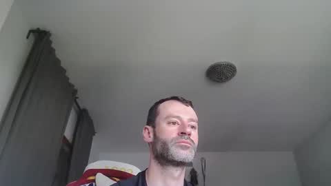Snapshot of sexbrute chatting on 05-17-26, 01:07 sexbrute online show from 05-17-26, 01:07