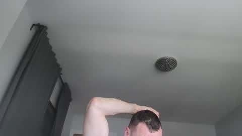 Snapshot of sexbrute chatting on 05-19-26, 12:44 sexbrute online show from 05-19-26, 12:44