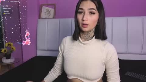 Snapshot of sexengel_lissa chatting on 10-19-25, 09:15 sexengel_lissa online show from 10-19-25, 09:15