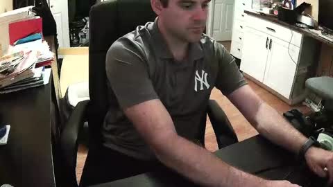 Snapshot of sexfungames chatting on 09-20-25, 12:00 Kyle online show from 09-20-25, 12:00