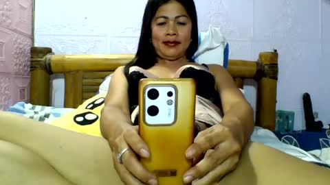 Snapshot of sexgoddesses4u chatting on 08-07-26, 06:10 Ems online show from 08-07-26, 06:10