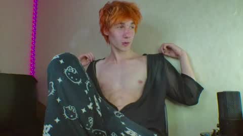 Snapshot of sexi_grunger chatting on 06-27-26, 08:14 Big Cock online show from 06-27-26, 08:14