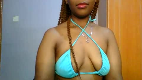 Snapshot of sexie_curvie chatting on 01-23-25, 03:26 Maggie online show from 01-23-25, 03:26
