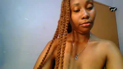 Snapshot of sexie_curvie chatting on 01-31-25, 06:24 Maggie online show from 01-31-25, 06:24