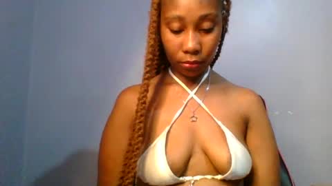 Snapshot of sexie_curvie chatting on 02-01-25, 11:27 Maggie online show from 02-01-25, 11:27