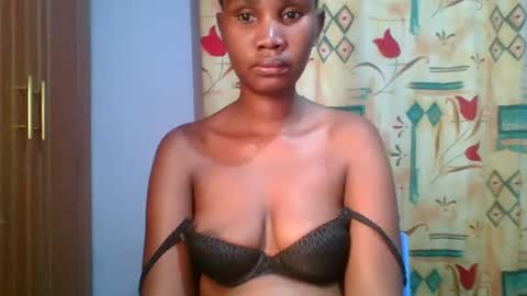 Nancy online show from 11-06-25, 04:52