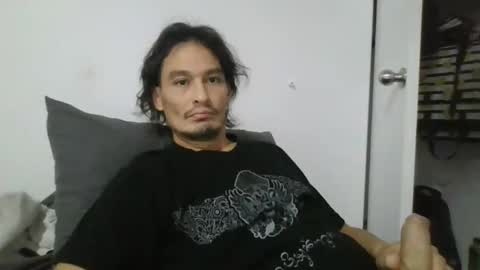Snapshot of sexiiisenseiii chatting on 01-02-25, 01:19 dankdiggler online show from 01-02-25, 01:19