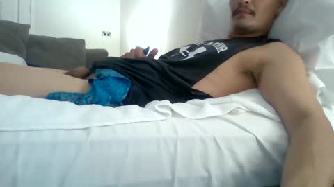 Snapshot of sexiiisenseiii chatting on 09-18-25, 10:39 dankdiggler online show from 09-18-25, 10:39
