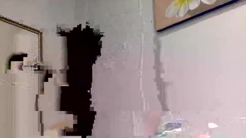 Snapshot of sexiiisenseiii chatting on 09-21-25, 08:21 dankdiggler online show from 09-21-25, 08:21