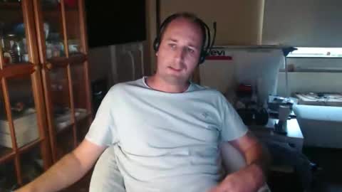 Snapshot of sexlobo1 chatting on 11-30-25, 01:37 Sexlobo online show from 11-30-25, 01:37
