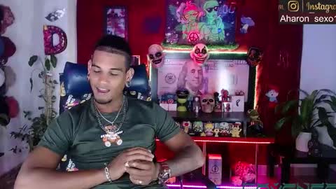 Aharon  ravelo online show from 03-21-26, 03:44