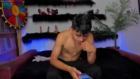 April   18 year and ROSS dick 20cm online show from 11-01-25, 11:40