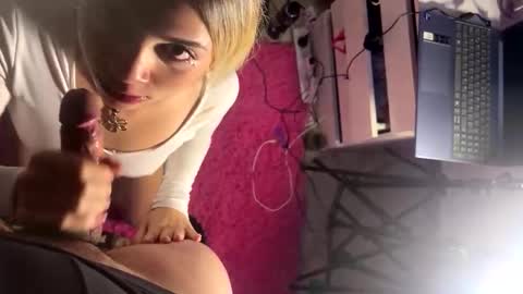 HI   Privates are OPEN online show from 06-05-26, 06:52
