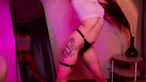 Snapshot of sextezi chatting on 01-05-25, 06:13 sextezi online show from 01-05-25, 06:13