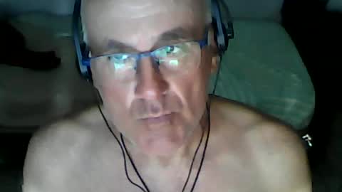 Snapshot of sexting4woman chatting on 06-21-26, 11:51 sexting4woman online show from 06-21-26, 11:51